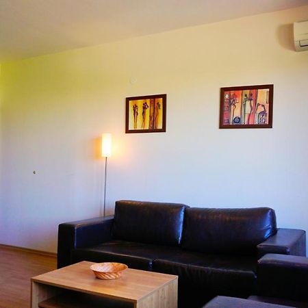 Апартамент Сънрайз Обзор - Apartment Sunrise Obzor Exterior photo